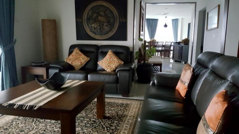 Samsuria Beach Apartment Resort Чератинг Екстериор снимка