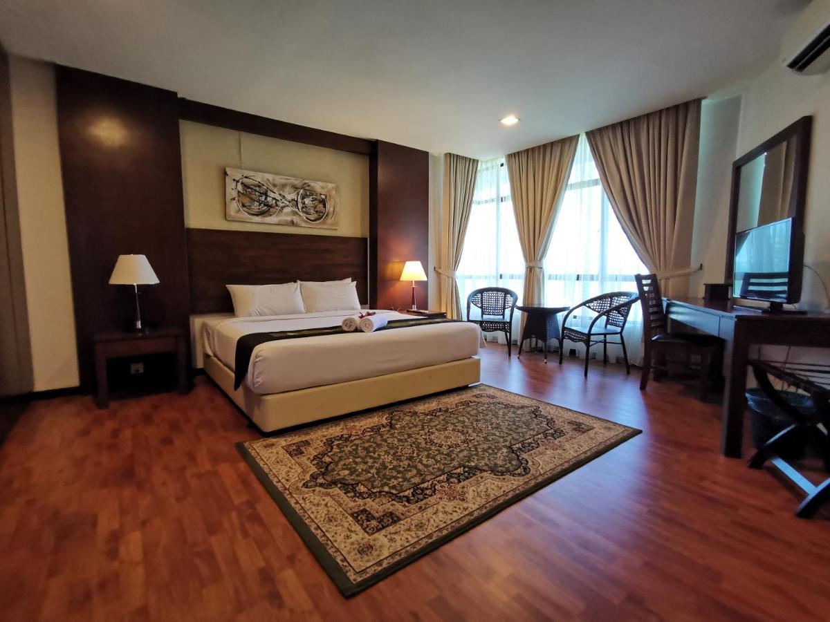 Samsuria Beach Apartment Resort Чератинг Екстериор снимка